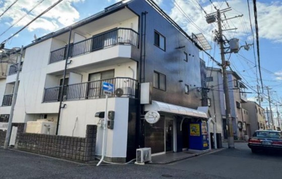 大阪市西成区｜地下鉄四つ橋線花園町駅徒歩7分・鉄骨造・4階建1棟公寓・想定年間収入1,345万円