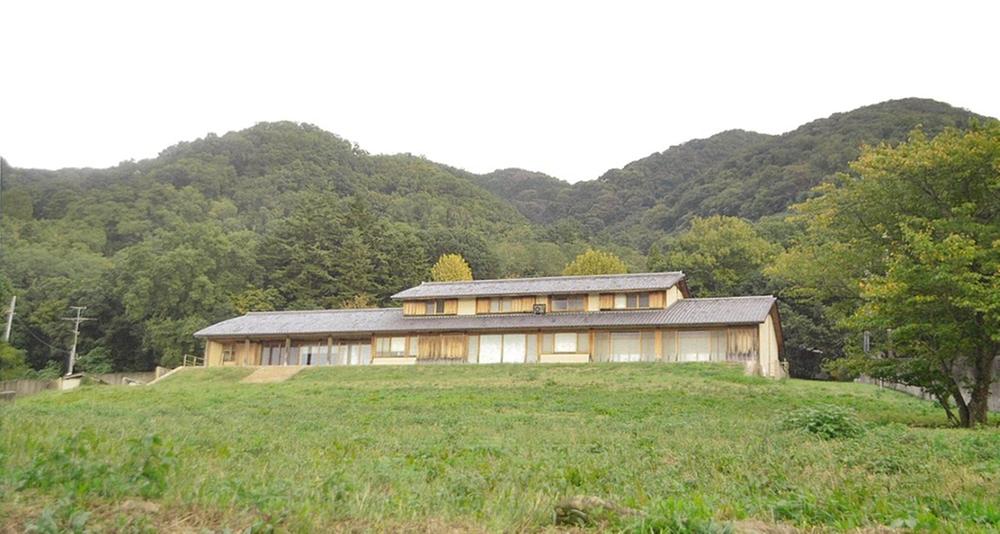 大阪府八尾市生活圈｜近鉄信貴線服部川駅步行7分・7LDK+3納戸・廣大土地與高級木造住宅