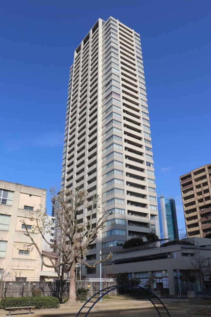 大阪市西区生活圈｜地下鉄千日前線西長堀徒歩5分・35階南東角房・3LDK・免震構造與豐富住宅設施