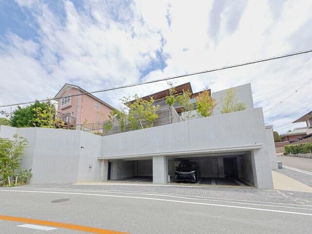 豊中市 東豊中町3丁目|大阪モノレール本線少路駅徒歩13分・2階建5LDK・駐車場3台以上と24時間安全な住環境 豊中市 東豊中町3丁目|大阪モノレール本線少路駅徒歩13分・2階建5LDK・駐車場3台以上と24時間安全な住環境