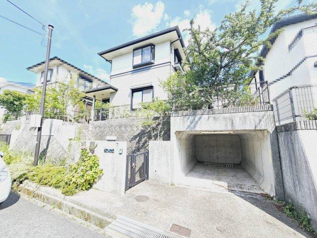 神戸市北区花山中尾台｜花山站步行11｜5LDK｜土地面積202.94建物面積134.76｜寬敞南庭與2車庫空間