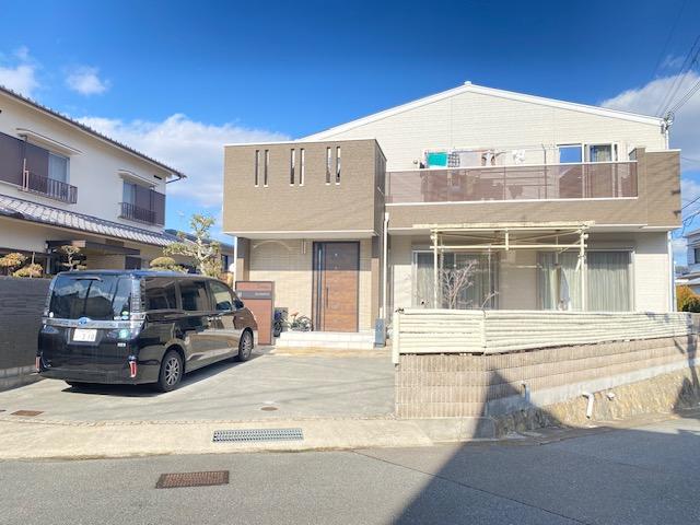 神戶市北區東大池｜神戶電鐵有馬線大池站步行11｜4LDK+儲藏室｜土地面積199.24平米建物面積120.89平米，南向角地，車庫並排兩台