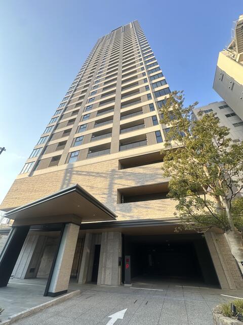 大阪市北区 中津１丁目｜地下鉄御堂筋線中津站徒歩3分・26階東向き・２ＬＤＫ・免震構造・ペット相談