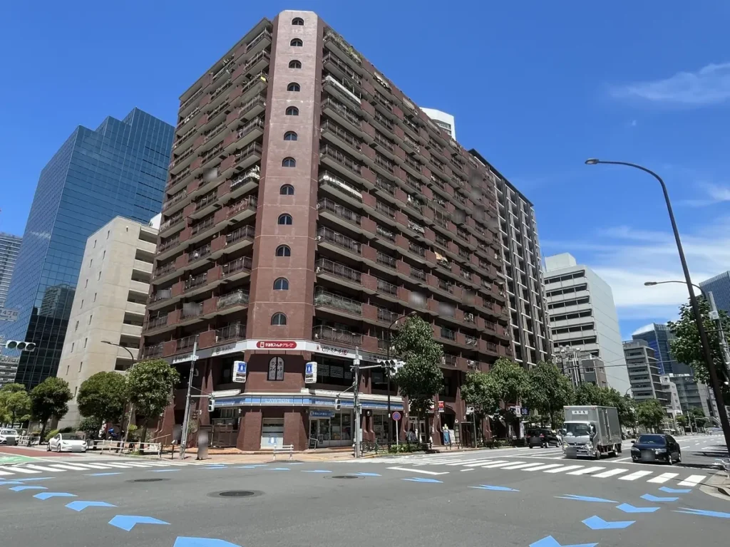芝浦の中古公寓｜田町站步行11分・九樓南西角部屋・3LDK及SR造結構・リフォーム済み與大規模物件