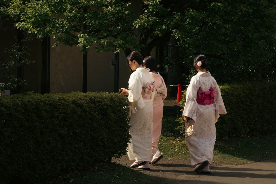 居住資格：永住權 vs 長期簽證的貸款通過率分析
