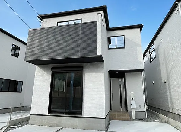 寶塚市末成町｜阪急今津線小林站步行14、南向、4SLDK、停車2台與豐富儲藏空間