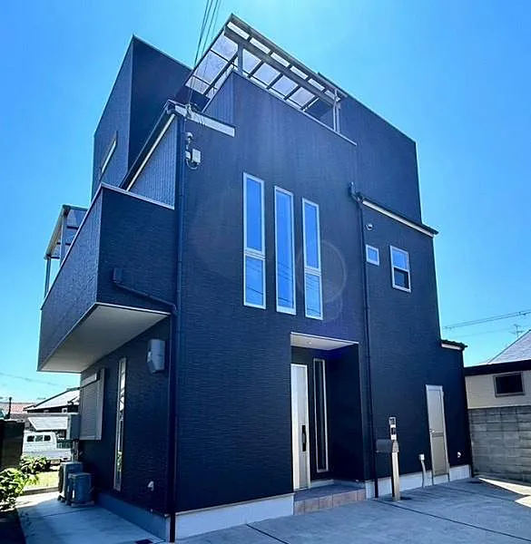 大阪府岸和田市加守町生活圈｜南海線春木站步行10分・3LDK・築淺木造住宅