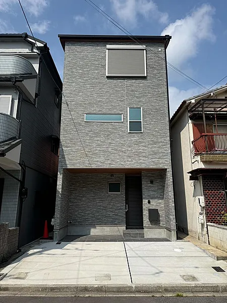 枚方市宮之阪｜京阪交野線宮之阪站步行7分・3LDK・木造3層・寬敞明亮陽台