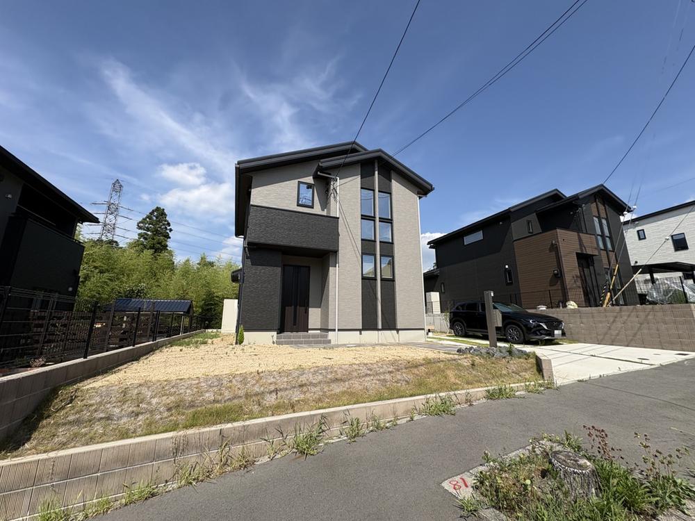 神戶市北區花山中尾台生活圈｜花山站步行9分・4LDK・長期優良住宅認定・全居室收納