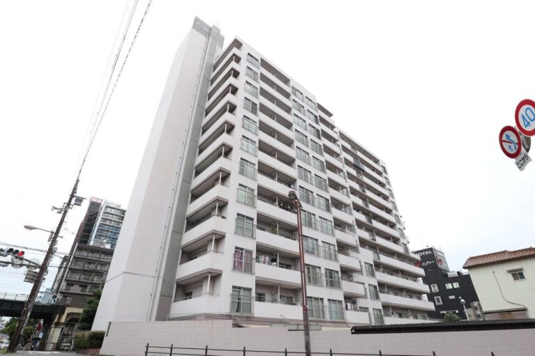 大阪市生野区生活圈｜地下鉄千日前線今里駅徒歩6分・南向4階・2LDK・即引渡可、全室翻修、陽光充足